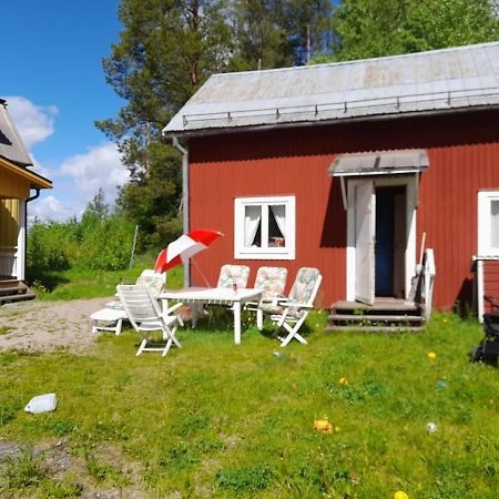 Summer Bedroom, Outside Toilet, Shower, Kitchen. 120 M From Sandbach. Bräcke Extérieur photo