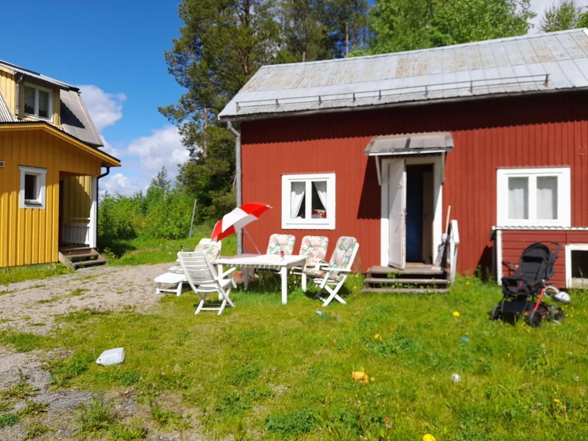 Summer Bedroom, Outside Toilet, Shower, Kitchen. 120 M From Sandbach. Bräcke Extérieur photo